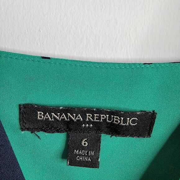 BANANA REPUBLIC Midi Dress Green Black Yellow Floral Flowy Size 6 - Picture 4 of 8